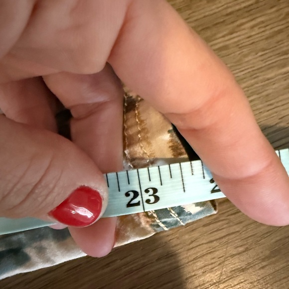 Chico’s cropped palm/safari print pants • Women’s size 14 - Picture 9 of 9